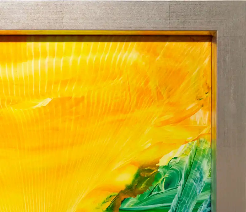 abstraktes Gemälde in Gelb, Blau,und  grün, in goldenem Rahmen, horizontale Streifen Detailansicht mit Rahmen