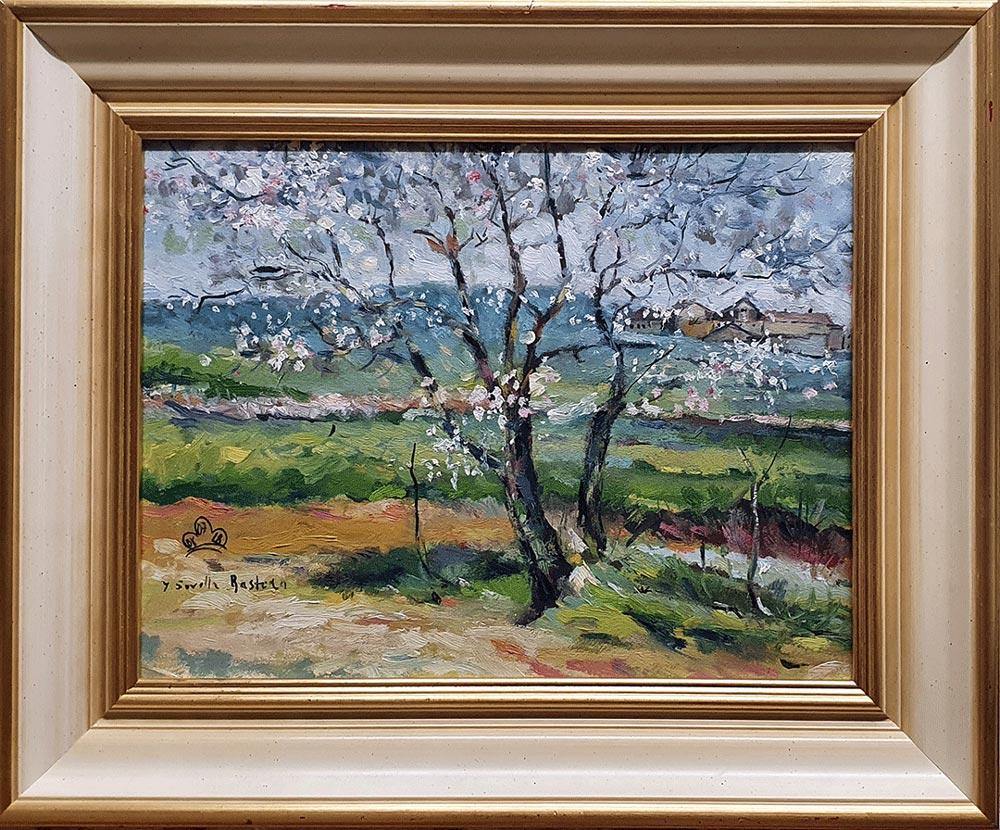 Impressionistisches Gemälde eines blühenden Baumes in einer Landschaft mit Häusern und Gras, goldener Rahmen