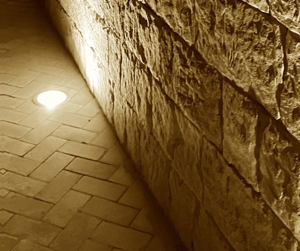 narrow access